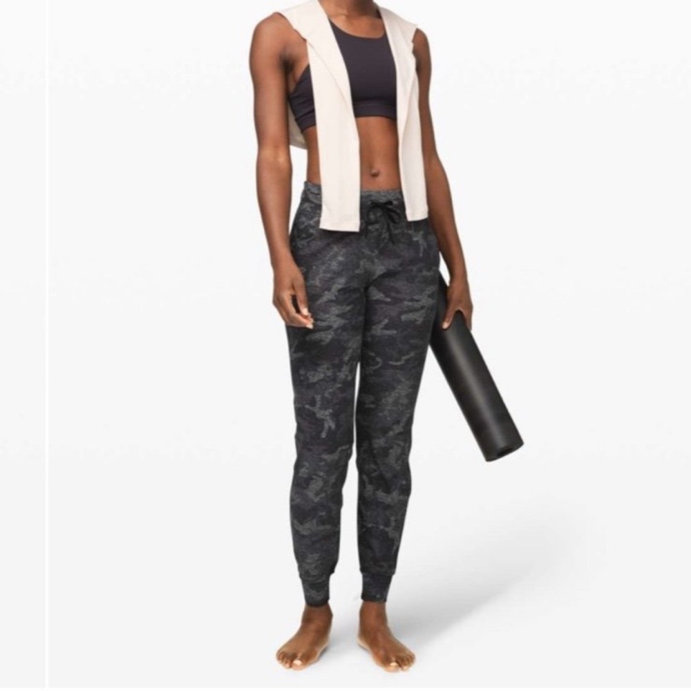 Lululemon Athletica Gray Camouflage Joggers